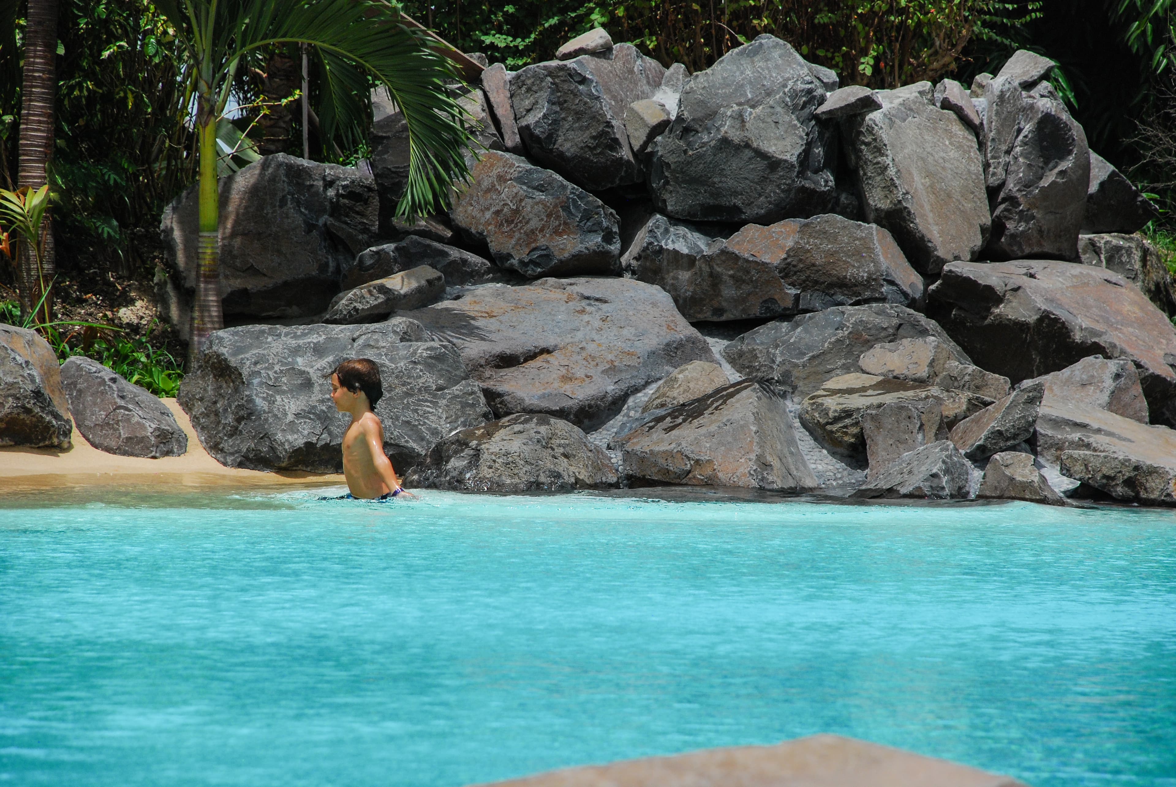 Cascade & Roches Naturelles